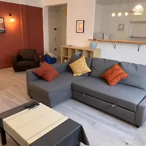 Escale Marseillaise, Grand T2 Calme, Près Du Vieux Port Pour 2 A 4 Personnes, Nettoyage Rigoureux , Marseille France
